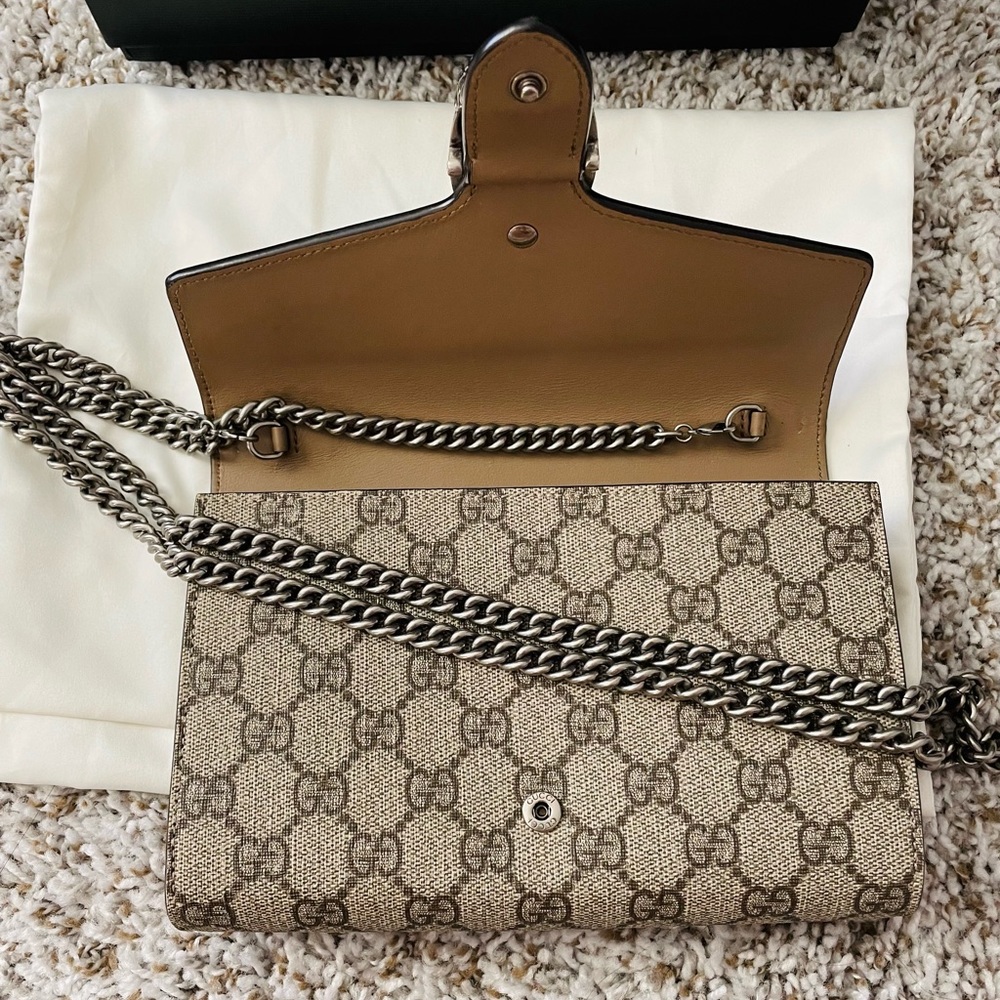 Authentic Gucci Dionysus GG Supreme chain wallet - Picture 7 of 12